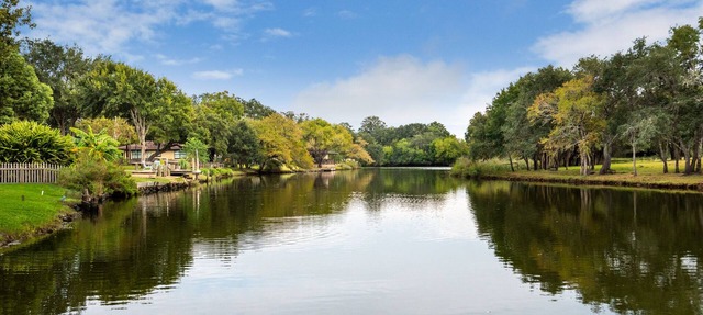 Quiet Country Home with several inside/outside entertainment activities to enjoy