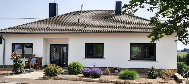 quietly located apartment, 3 km from barrier lake Losheim, pets are welcome