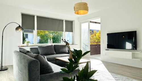 Rabenberg Duo- 12 Personen- 2 Bäder- 2 Küchen- Parkplatz- Terrasse- Balkon