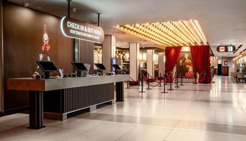 Radisson RED London Heathrow