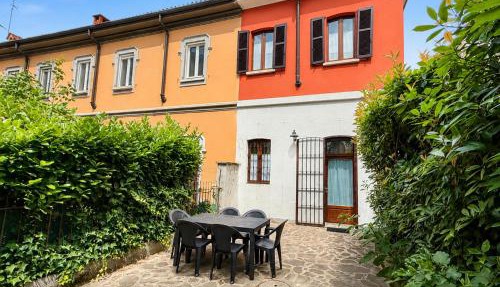 Rainbow District Mood Villa
