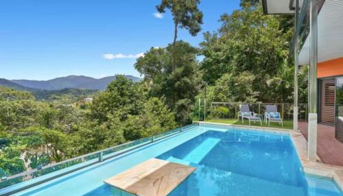 Rainforest Meets Luxury - Infinity Pool Views