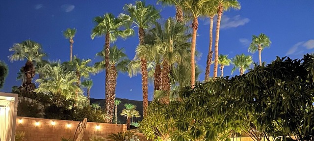Rancho Mirage Villa, Dream Vacation, Walking to premier shopping and dining.