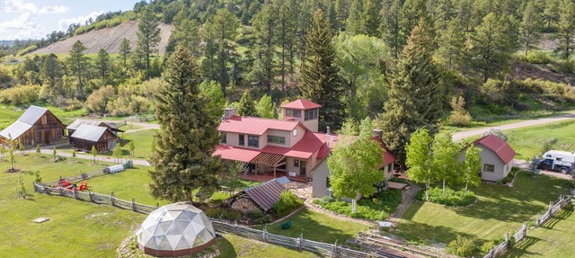 Rancho Sendero Correo - Historic Home & Cabin on 300 Acres - Hot Tub