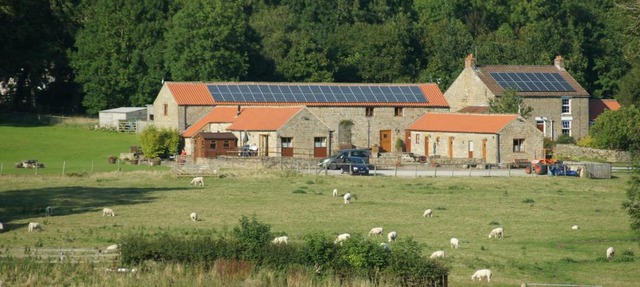 Rawcliffe House Farm Studios, Peaceful North York Moors Retreat