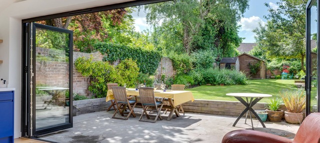 Red Doors - Five Bedroom House, Sleeps 9