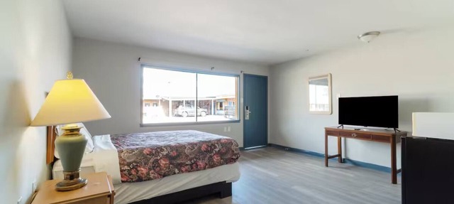 Relaxing & Convenient 2-Room Stay Perfect for Budget-Friendly Getaways