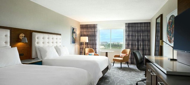 Renaissance Meadowlands Hotel