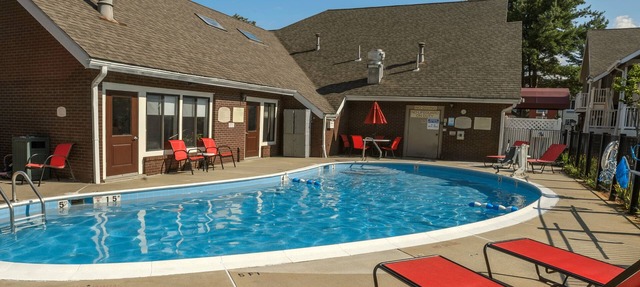 Residences at Daniel Webster