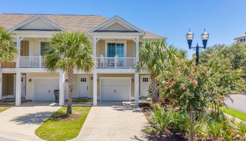 Resort Amenities: Chic North Myrtle Beach Condo!