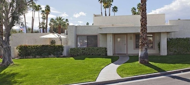 Restful Palm Desert Oasis
