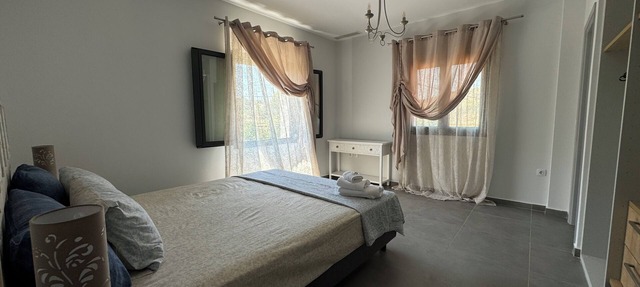 Reunion villa Aetheria Kefalonia, 6 bedrooms, all with extra long beds,