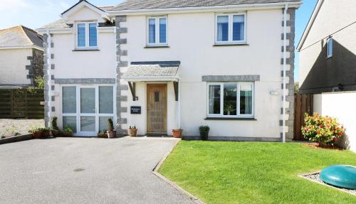 Ridgeback House