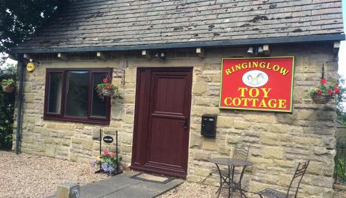 Ringinglow cottage