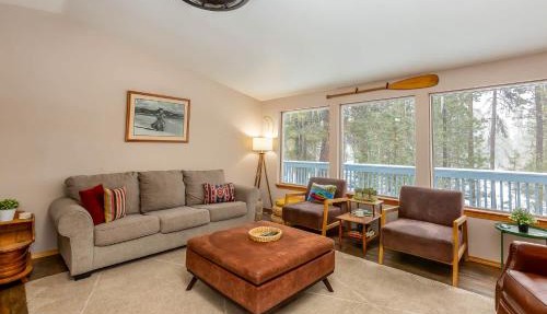 River Run Getaway Private Dock Pet Friendly Kayaks