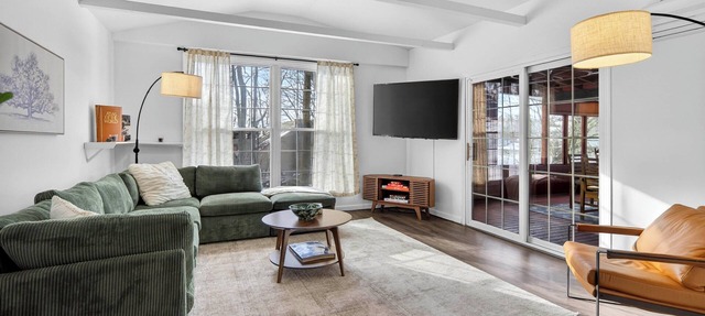 Riverfront Home w/Tranquil Views in Schaghticoke