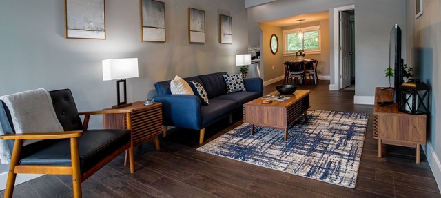 Riverfront Mid Century 1 Bedroom 1 Bath