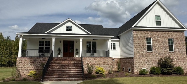 Riverfront Neighborhood Masters Rental