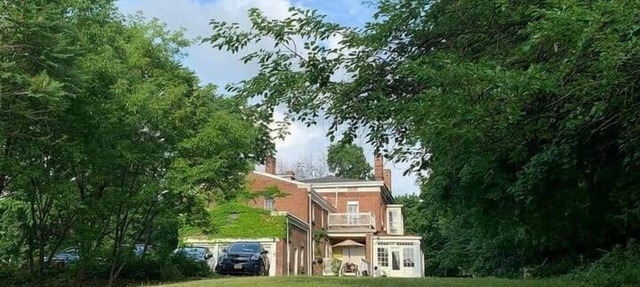 Riverfront Rustic 1824 Mansion