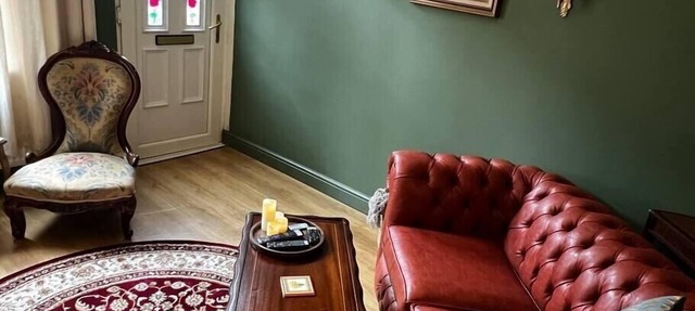 Robin’s Hollow: 2BD Home Near Wrexham AFC