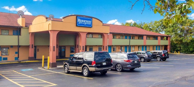 Rodeway Inn & Suites Monroeville-Pittsburgh