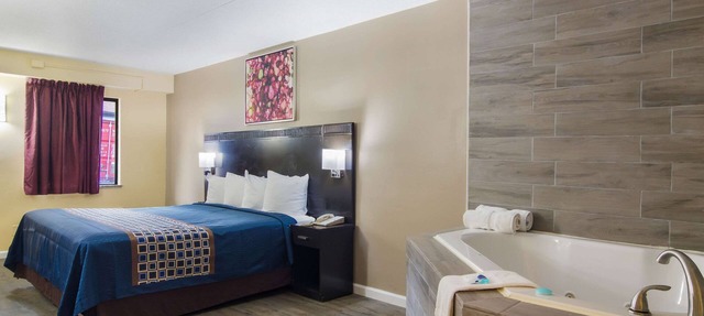 Rodeway Inn & Suites Monroeville - Pittsburgh