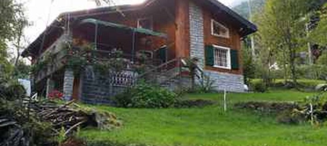 Romantic Chalet surrounded by nature at the foot of Monte Rosa