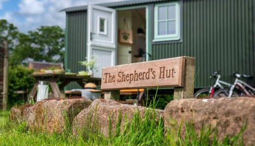Romantic Shepherds Hut, Kenilworth