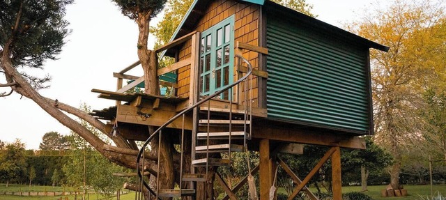 Romantic Tranquil Tui Treehouse