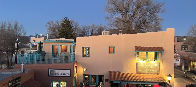 Rooftop Apartment, Downtown Taos, 3 bedroom/2bath. Can't beat this location.