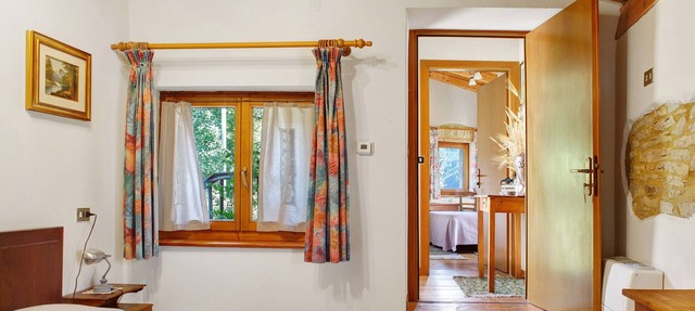 Room 'Camera 2' with Mountain View, Shared Garden and Wi-Fi