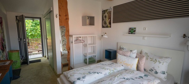 Room 'No. 2' with Shared Terrace, Shared Garden and Wi-Fi