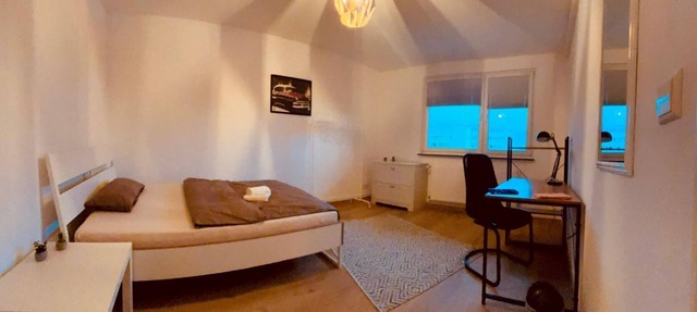 Room "white" in shared flat - central & quiet - VW, Autostadt, VfL parking lot and WLAN
