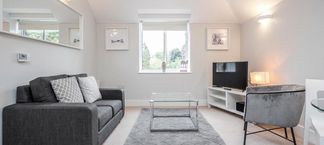 Roomspace Serviced Apartments - Lomond Court