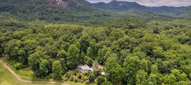 Rumbling Bald Resort - Mountain Golf Retreat!