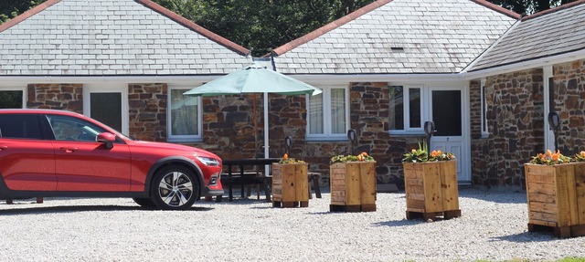 Rural, relaxing accommodation with tranquil scenery