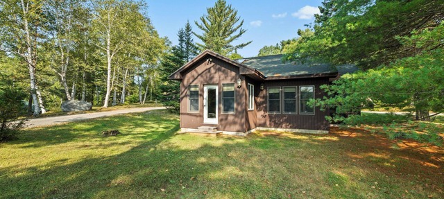 Saddleback Lake Lodge 19 | Close to Saddleback