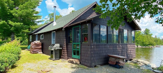 Saddleback Lake Lodge 11 | Two Bedroom with a Loft Cottage