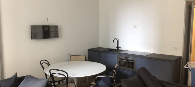 Safe Luxury Studio Flat in Brera front of the park