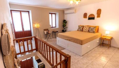 Samora Guest House