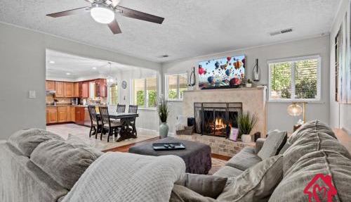 San Gabriel Stunner - An Irvie Home