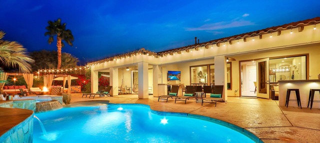 Santana: Pool, Spa, Fire Pit, Sand Box