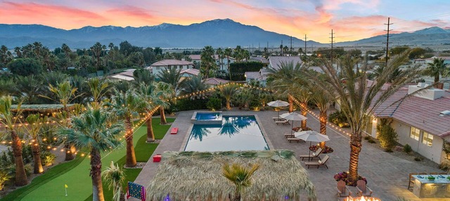 SDR Hideaway! Misters, Saltwater Pool/Spa, Putt Putt!