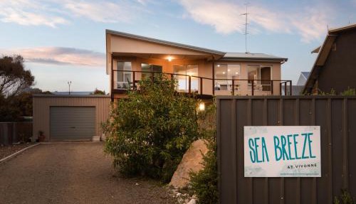 Sea Breeze at Vivonne