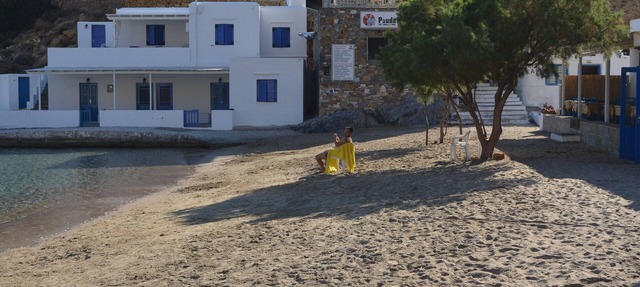Seafront Studio in Cherronissos beach