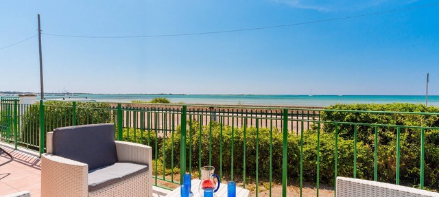 Seafront Villa Ariel