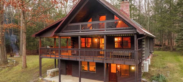 Secluded A-Frame Cabin: Hot tub, Views, EV charger