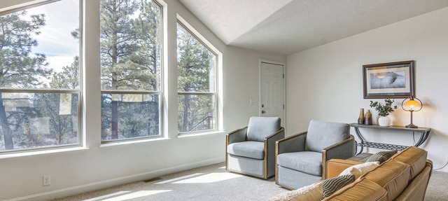 Secluded Boulder House - Next to National Forests!