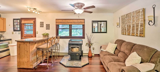 Secluded East Durham Cabin Retreat w/ Deck!