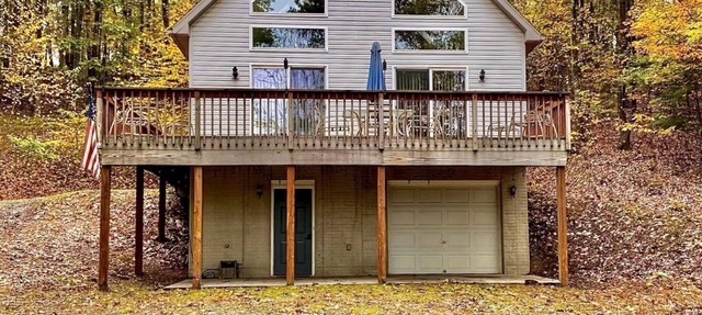 Secluded + Fire Pit + Game Room. Less than 1 mile to 7 Points